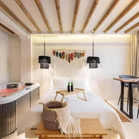 Gorgeous Room-jacuzzi-citycenter Apartment *